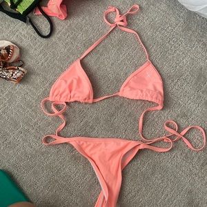 Boutine LA coral swim set